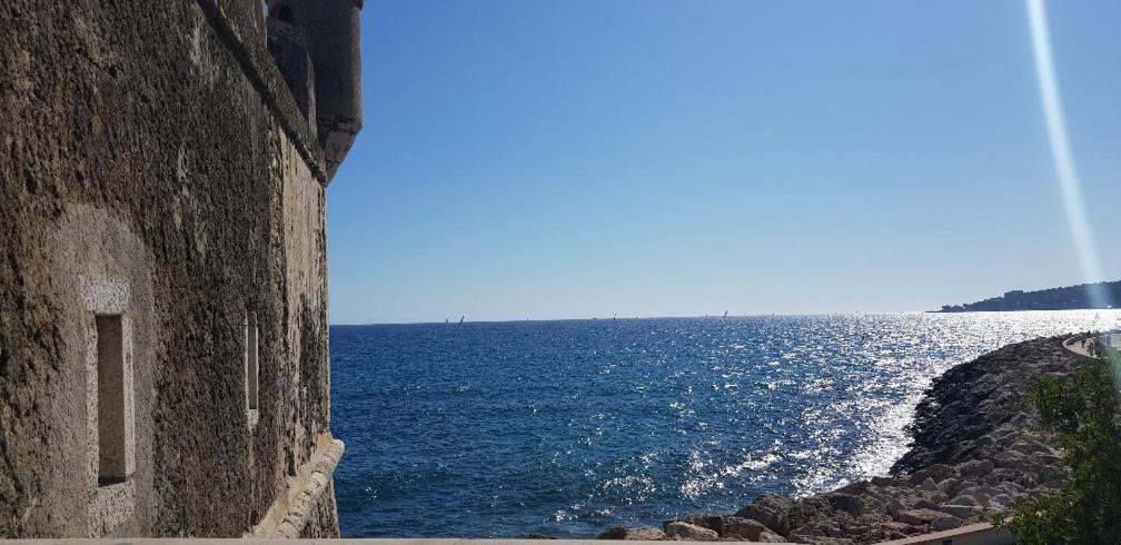 4P Vue Mer Et Montagne Ментона Экстерьер фото